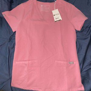 Chalk Pink Figs Casma 3-Pocket Scrub Top with Matching Yola Pants